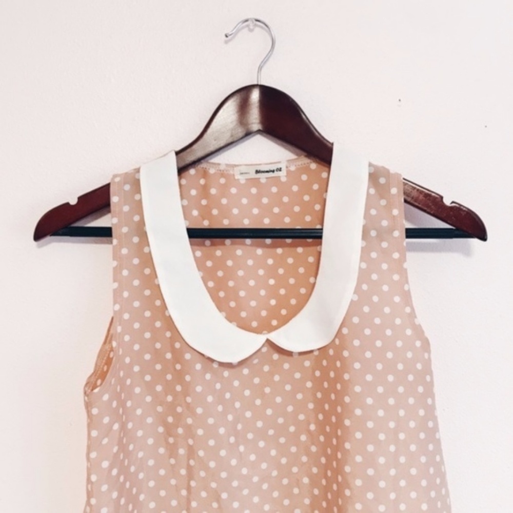 Peter Pan Collared Sleeveless Shirt